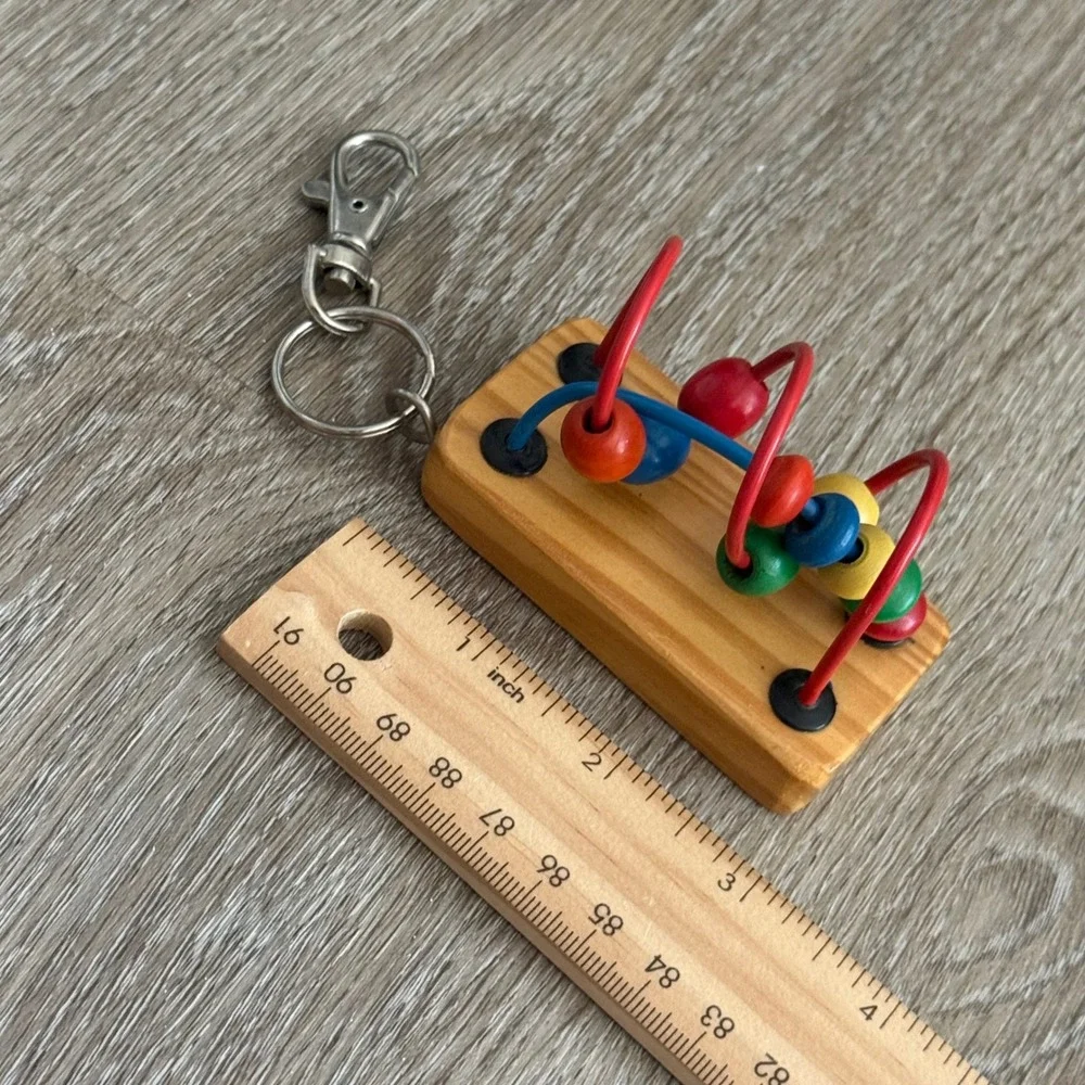 VTG 2000 Maxim Enterprise Wooden Bead Maze Keychain Fidget Toy 35502 Multicolor